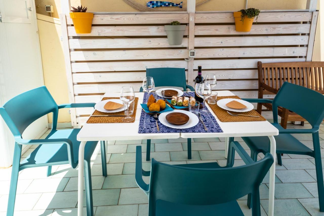 Apartamento Saltwater Con Parcheggio Privato Marina di Ragusa Exterior foto